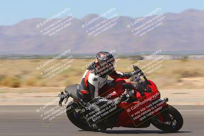 media/Sep-25-2023-Moto Forza (Mon) [[81ffa65e0a]]/B-C Group/Session 3 (Turn 16 Inside)/